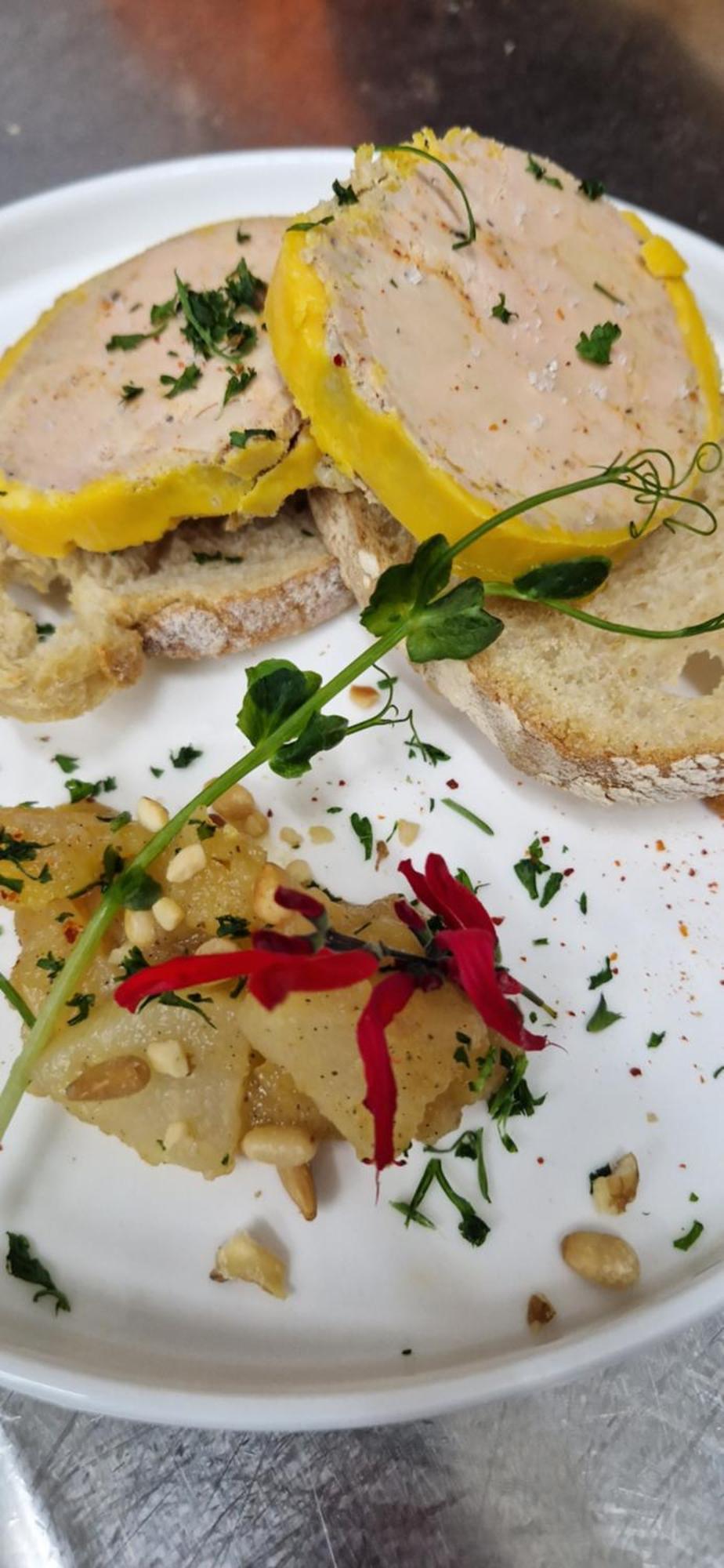 Chateau D'Arance Hotel Restaurant Espace Bien-Etre Cette-Eygun Ngoại thất bức ảnh
