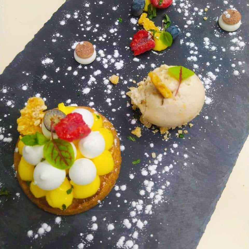 Chateau D'Arance Hotel Restaurant Espace Bien-Etre Cette-Eygun Ngoại thất bức ảnh