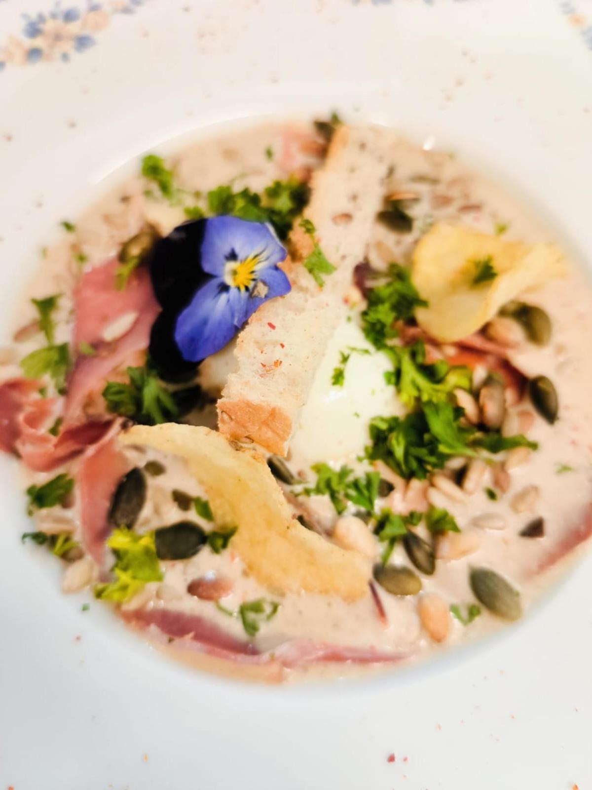 Chateau D'Arance Hotel Restaurant Espace Bien-Etre Cette-Eygun Ngoại thất bức ảnh